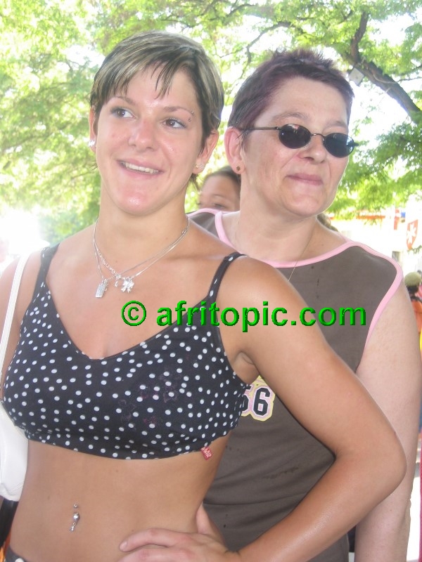 ../Images/AfricaFestival-28-29May05 053.jpg